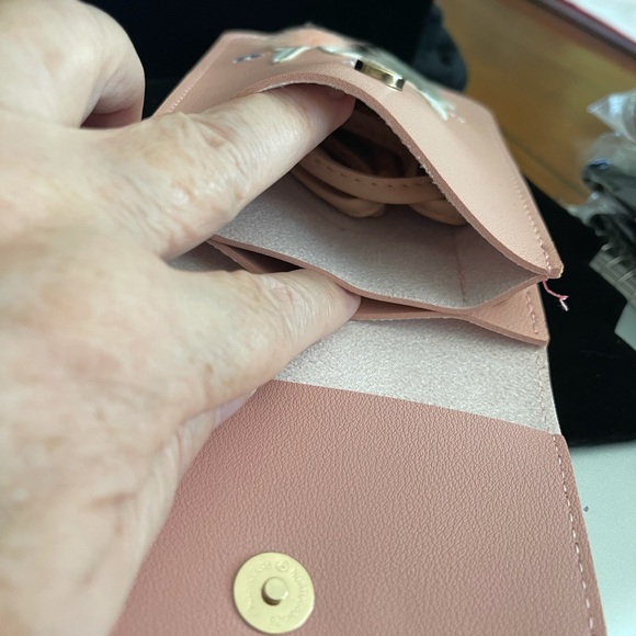 Rabbit Smartphone Mini Crossbody - Picture 6 of 7